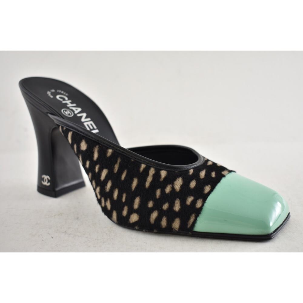 Chanel 26S Blazy Black White Pony Fur Green Square Toe Block Heel Pump Mule 38 - Picture 5 of 16